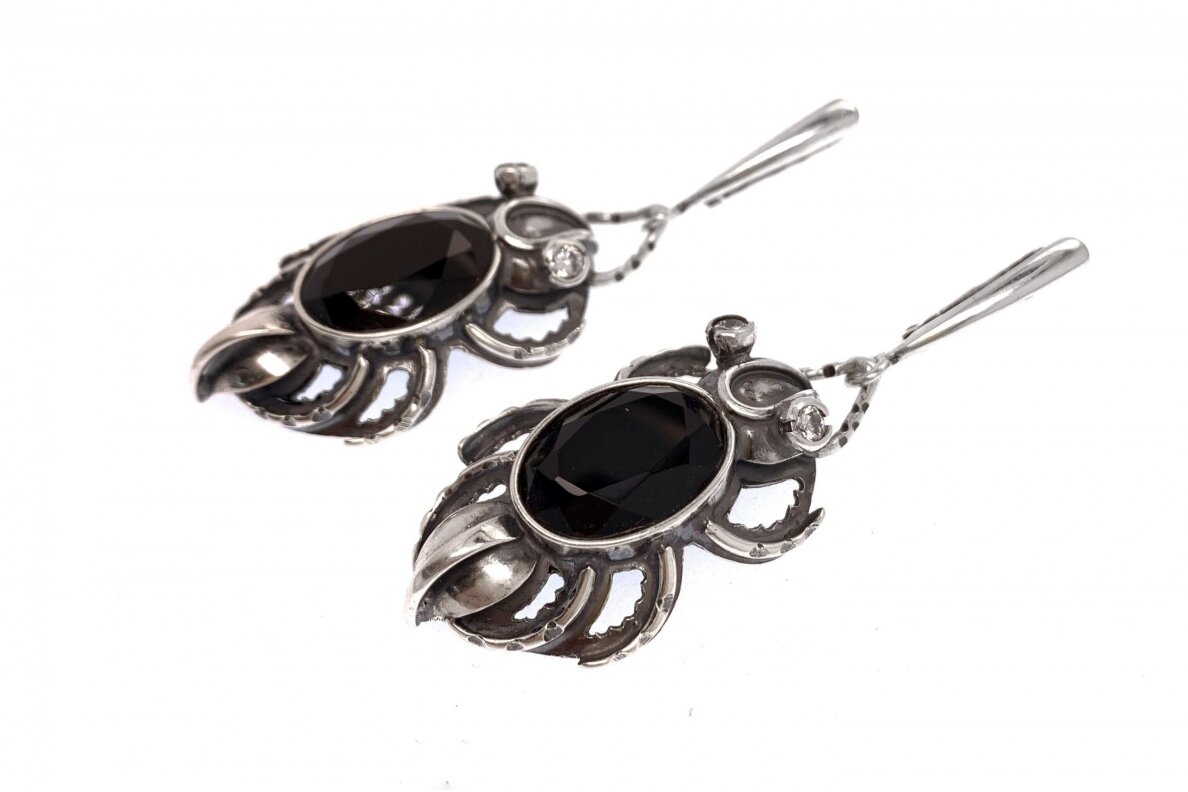 Exclusive earrings - Onyx beetles | Rankų darbo vienetiniai auskarai ...