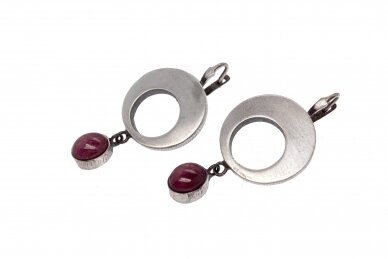 Exclusive earrings with corundum 1