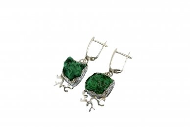 Exclusive earrings with Malachite 1