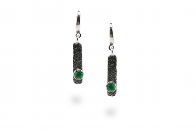 Exclusive earrings with Malachite