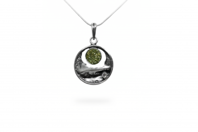 Exclusive pendant with Pyrite