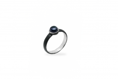 Exclusive ring with Cultured Pearl